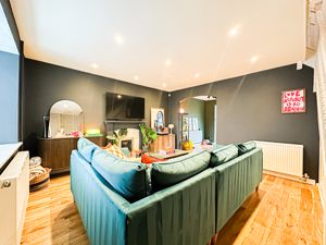 Photo 1- click for photo gallery